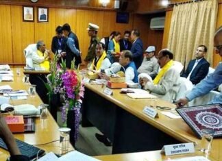 अल्मोड़ा में उत्तराखंड कैबिनेट की पहली बैठक संपन्न, इन प्रस्तावों पर लगी मुहर almora-cabinet-meeting