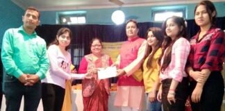 जनपद में सर्वाधिक पुरस्कार जीतकर कन्या गुरुकुल महाविद्यालय बना चैंपियन gurukul-mahavidyalaya