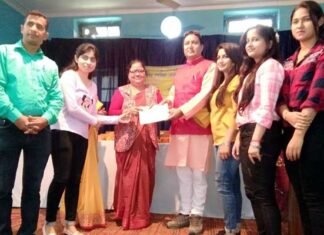 जनपद में सर्वाधिक पुरस्कार जीतकर कन्या गुरुकुल महाविद्यालय बना चैंपियन gurukul-mahavidyalaya