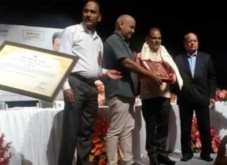 हिंदी अकादमी दिल्ली द्वारा डॉ. पृथ्वी सिंह केदारखंडी को सह भाषा सम्मान दिए जाने से उत्तराखंड साहित्य जगत में ख़ुशी की लहर dr. prithavi singh kedarkhandii