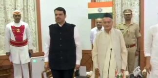 महाराष्ट्र में रातों रात बदला सत्ता का खेल, देवेंद्र फडणवीस फिर से बने मुख्यमंत्री Devendra Fadnavis