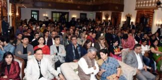 राज्य स्थापना सप्ताह के तहत मसूरी में आयोजित फिल्म कान्क्लेव में पहुंची केंद्रीय मंत्री स्मृति ईरानी, मुख्यमंत्री त्रिवेन्द्र सिंह रावत व प्रसिद्ध फिल्मी हस्तियों Film-Conclave-Mussoorie