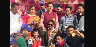 थलीसैंण ब्लॉक के बूंगीधार खेल मैदान में आयोजित खेल प्रतियोगिता का समापन: मैराथन दौड़ में सरस्वती, आनंद सिह रहे प्रथम Marathon-race