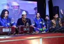 बैकुंठ चतुर्दशी मेला: निजामी बंधुओं की कव्वाली सुनने जीएनटीआई मैदान में उमड़ी भीड़ Nizami Bandhu Qawwal