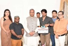 उत्तराखण्ड में शूट की जा रही फिल्म ‘‘सौम्या गणेश‘‘ का मुहूर्त शॉट लिया मुख्यमंत्री रावत ने film-saumya-ganesh