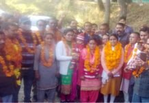 प्रीती देवी बनी पोखड़ा ब्लॉक प्रमुख, दूसरे पक्ष ने लगाया मतदान में गड़बड़ी का आरोप priti-devi-pokhra-pramukh