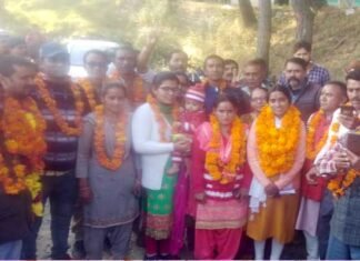 प्रीती देवी बनी पोखड़ा ब्लॉक प्रमुख, दूसरे पक्ष ने लगाया मतदान में गड़बड़ी का आरोप priti-devi-pokhra-pramukh