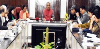 उत्तराखंड में संविदा पर काम कर रहे कर्मियों को नियमित भर्ती में प्राथमिकता दी जाये : सीएम त्रिवेंद्र recruitment-to-contract-worker