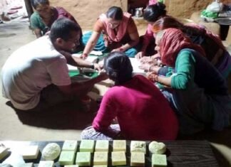 यमकेश्वर में नम्रता व गौरव द्वारा शुरू स्टार्ट अप को मुख्यमंत्री ने दिए 10 लाख रूपए start-up-in-yamkeshwar