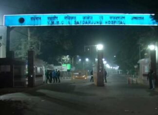उन्नाव रेप पीड़िता की अस्पताल में मौत, पिता ने कहा हैदराबाद जैसा इंसाफ मिले मेरी बेटी को Unnao-rape-victim-died