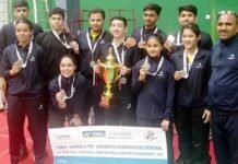 उत्तराखंड की जूनियर बैडमिंटन टीम ने नेशनल चैंपियनशिप 2019 में रचा इतिहास Uttarakhand-Junior-badminton team wins silver medal