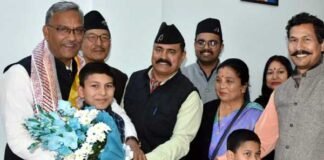 उत्तराखंड : कक्षा 6 के छात्र अद्वैत ने हवा से चलने वाली बाइक बनाई,मुख्यमंत्री ने दी बधाई adwet-chhetri