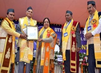 पौड़ी के बुजुर्ग किसान विद्यादत्त शर्मा, उत्तराखंड मुक्त विवि. द्वारा मानद उपाधि से सम्मानित farmer-vidyadutt-sharma