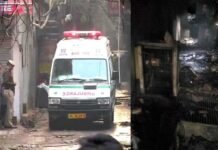 दिल्ली : अनाज मंडी इलाके में लगी भीषण आग, 43 लोगों की मौत fire-in-anaj-mandi-delhi