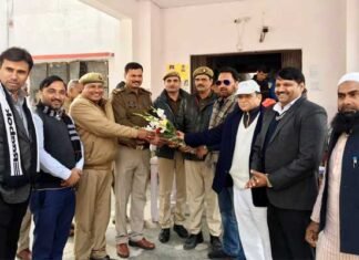 नहर में कूदकर 5 लोगों की जान बचाने वाले जांबाज़ पुलिस कर्मियों को एक्टिव सिटीज़न टीम ने किया सम्मानित