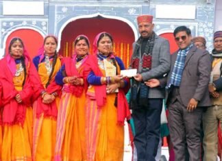 महाकौथिग : उत्तराखंडी माँगल समूह प्रतियोगिता में देहरादून की सुरसंगम टीम बनी विजेता mahakauthig