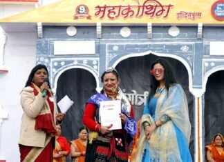 इंदिरापुरम महाकौथिग: शोभा पांडे बनी “उत्तराखंड सुपर मॉम”, सरोज रावत को बिगरैली बांद, हेमा जोशी को लंबी धौंपेली का ख़िताब uttarakhand-super-mom