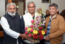 सीएम उत्तराखण्ड के नव नियुक्त आई.टी सलाहकार और आर्थिक सलाहकार ने की मुख्यमंत्री से मुलाकात IT Advisor and Economic Advisor of CM Uttarakhand