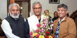 सीएम उत्तराखण्ड के नव नियुक्त आई.टी सलाहकार और आर्थिक सलाहकार ने की मुख्यमंत्री से मुलाकात IT Advisor and Economic Advisor of CM Uttarakhand