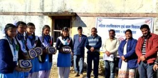 जीआईसी कल्जीखाल में चित्रकला प्रतियोगिता एवं नुक्कड़ नाटक प्रतियोगिता आयोजित Painting-competition