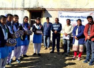 जीआईसी कल्जीखाल में चित्रकला प्रतियोगिता एवं नुक्कड़ नाटक प्रतियोगिता आयोजित Painting-competition