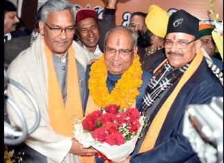 उत्तराखंड: भाजपा प्रदेश अध्यक्ष ने की प्रदेश कार्यकारिणी की घोषणा, 26 नए पदाधिकारी टीम में शामिल CM Trivendra congratulated Banshidhar Bhagat on being appointed BJP state president
