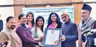 ‘एक शाम-क़ैफी आज़मी के नाम’ कार्यक्रम में ग़ज़ल गायिका डॉ. मालविका हरिओम ने बाँधा समा dr-malvika