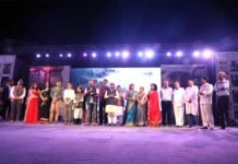 मुंबई कौथिग 2020 : दूसरे दिन मंच पर जुटे सितारे, अनुकृति गुसाईं व प्रशांत ठाकुर ने देखा कौथिग mumbai-kauthig-ankriti-gusa