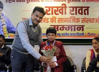 “उत्तराखंड की बहादुर बेटी राखी रावत को दिल्ली में अलग-अलग संस्थाओं ने किया सम्मानित” rakhi-rawat-honored
