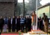 71वें गणतंत्र दिवस पर मुख्यमंत्री त्रिवेन्द्र रावत ने मुख्यमंत्री आवास में किया ध्वजारोहण cm Trivendra hoisted flag On 71st Republic Day