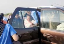 ऐक्ट्रेस शबाना आजमी मुंबई-पुणे एक्सप्रेस-वे पर कार ऐक्सिडेंट में घायल shabana-azami-car accident