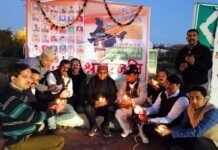 एक दिया शहीदों के नाम: पुलवामा हमले के शहीदों को दी श्रद्धांजलि Tributes paid to the martyrs