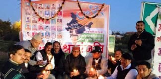 एक दिया शहीदों के नाम: पुलवामा हमले के शहीदों को दी श्रद्धांजलि Tributes paid to the martyrs