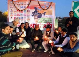 एक दिया शहीदों के नाम: पुलवामा हमले के शहीदों को दी श्रद्धांजलि Tributes paid to the martyrs