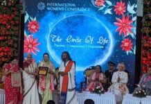 आर्ट ऑफ लिविंग की ओर से समाज सेवी माता मंगला को विशालक्षी सम्मान Vishalakshi Award