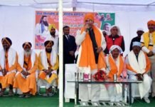 संत शिरोमणि भगत रविदास महाराज के 643वें प्रकाश पर्व पर आयोजित शोभा यात्रा में सम्मिलित हुए CM त्रिवेन्द्र