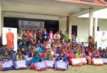 हंस फाउंडेशन एवं नई पहल नई सोच की सराहनीय पहल, रुद्रप्रयाग के ग्रामीणों को ठंड से बचने के लिए वितरित किए कंबल blanket distribution