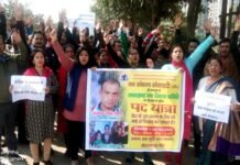 गुलमर्ग से लापता हुए सैनिक राजेंद्र नेगी की वापसी को लेकर निकाली शांतिपूर्ण पदयात्रा के समर्थन में आए विभिन्न सोसाइटियों के लोग missing-soldier-surendra-negi