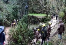 उत्तराखंड: अचानक आई तेज बारिश से गदेरे में बही महिला, खोजबीन जारी उत्तराखंड: अचानक आई तेज बारिश से गदेरे में बही महिला, खोजबीन जारी