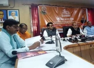 गौतमबुद्धनगर के डीएम, तीनों विधायकों व 50 से अधिक पत्रकारों पर कोरोना का साया Health-Minister-jp-Singh