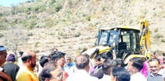 आजादी के 73 साल बाद अब कल्जीखाल ब्लॉक के बगवानू गाँव में पहुंचेगी सड़क, विधायक कोली ने किया शुभारम्भ bagwanu-borikh-road