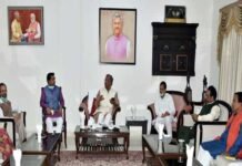 कोरोना को हराने के लिए हर तरह की सावधानी बरती जा रही है: मुख्यमंत्री त्रिवेन्द्र corona-meeting-cm-trivendra