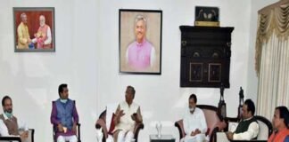 कोरोना को हराने के लिए हर तरह की सावधानी बरती जा रही है: मुख्यमंत्री त्रिवेन्द्र corona-meeting-cm-trivendra