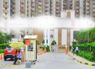नोएडा की सोसायटी में मिला एक और कोरोना का मरीज, पूरी सोसाइटी दो दिन के लिए लॉकडाउन corona-supertech-captown-no