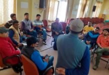 सोमवार से अनिश्चितकालीन हड़ताल पर रहेंगे राज्य कर्मचारी, श्रीनगर में हुई रणनीतिक बैठक employees indefinite strike