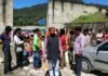 जीआईसी मरखोड़ा के शिक्षकों की सराहनीय पहल, गरीबों को बांटी महीने भर की राशन Commendable initiative of teachers of GIC Markhoda,