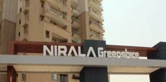 कोरोना वायरस के दो नए मामले आने पर ग्रेनोवेस्ट की निराला ग्रीनशायर सोसायटी को किया सील nirala Greenshire Society