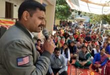 प्रमोशन में आरक्षण के खिलाफ कर्मचारियों का धरना प्रदर्शन 15 वें दिन भी रहा जारी reservation in promotion