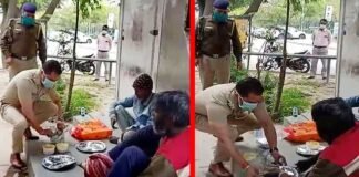 ड्यूटी के साथ मानवता का धर्म निभा रहे पुलिसकर्मी मजबूर लोगों को खिला रहे खाना ड्यूटी के साथ मानवता का धर्म निभा रहे पुलिसकर्मी मजबूर लोगों को खिला रहे खाना