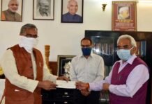 कोविड-19 के दृष्टिगत एमडीडीए देहरादून ने मुख्यमंत्री राहत कोष हेतु 2 करोड़ 51 लाख रुपए का चेक chief-minister-relief-fund